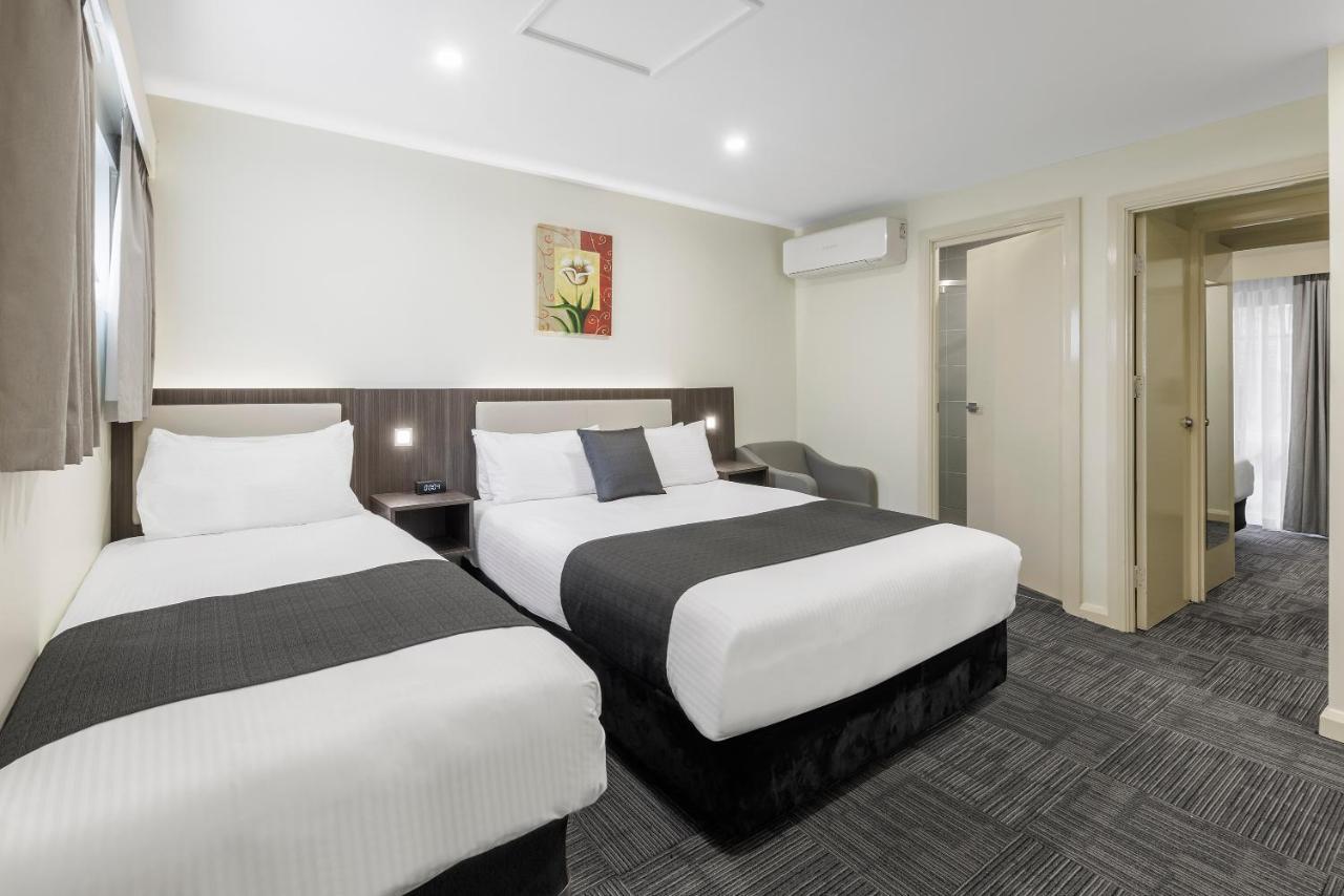 Quality Hotel Melbourne Airport Exterior foto