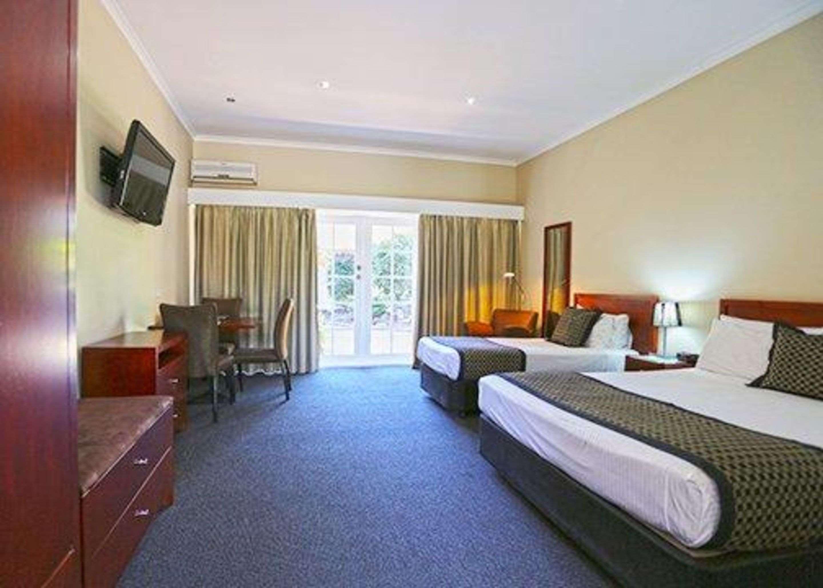 Quality Hotel Melbourne Airport Exterior foto