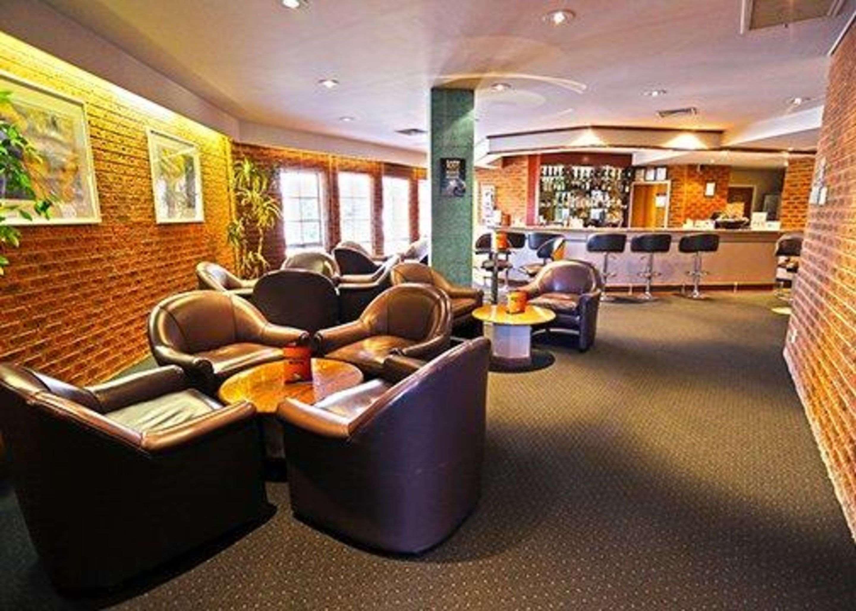 Quality Hotel Melbourne Airport Exterior foto