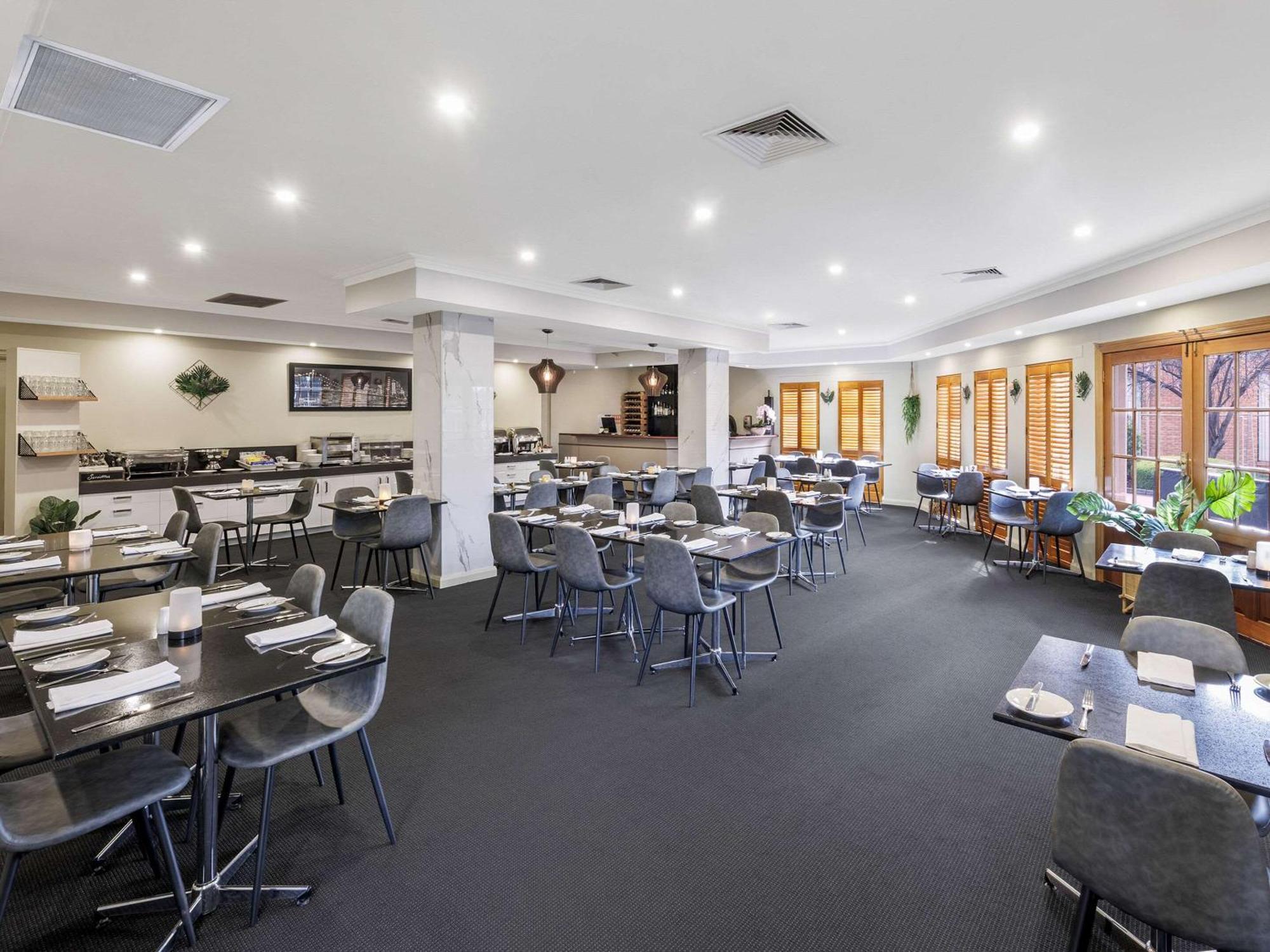 Quality Hotel Melbourne Airport Exterior foto
