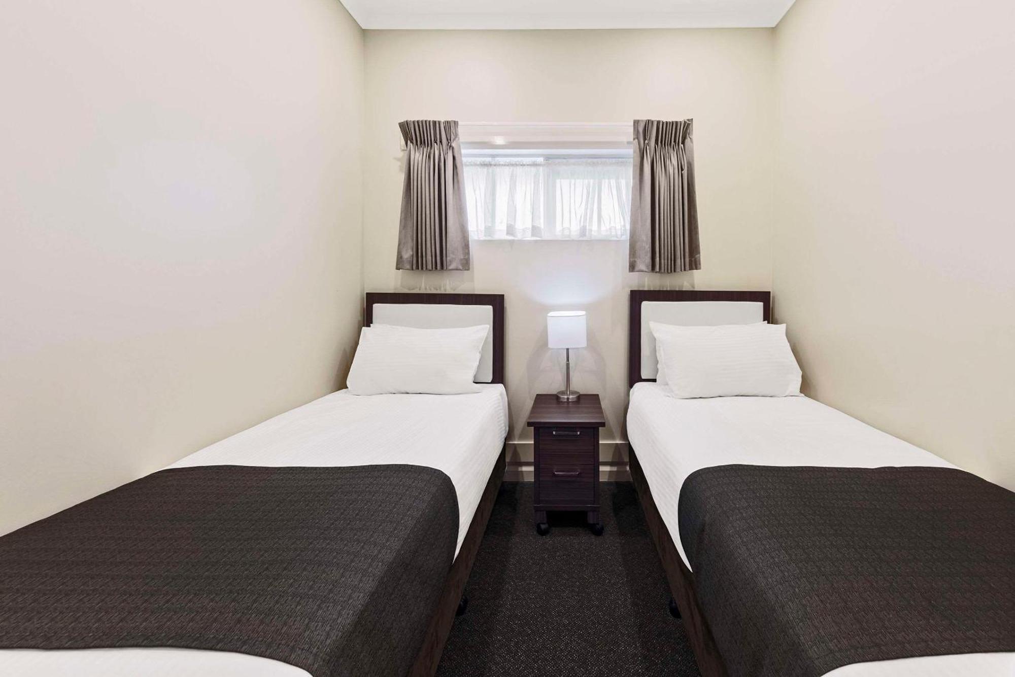 Quality Hotel Melbourne Airport Exterior foto