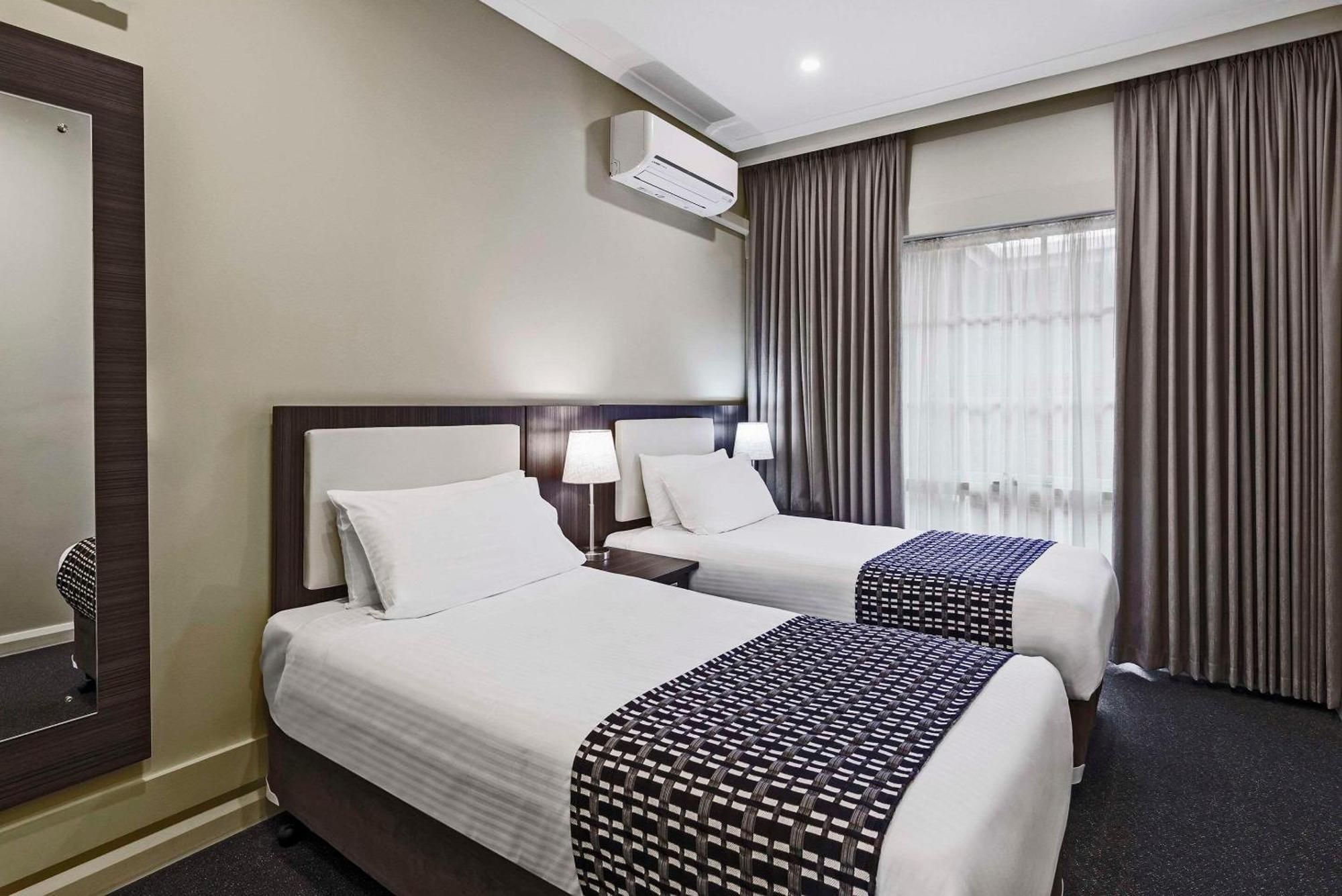 Quality Hotel Melbourne Airport Exterior foto
