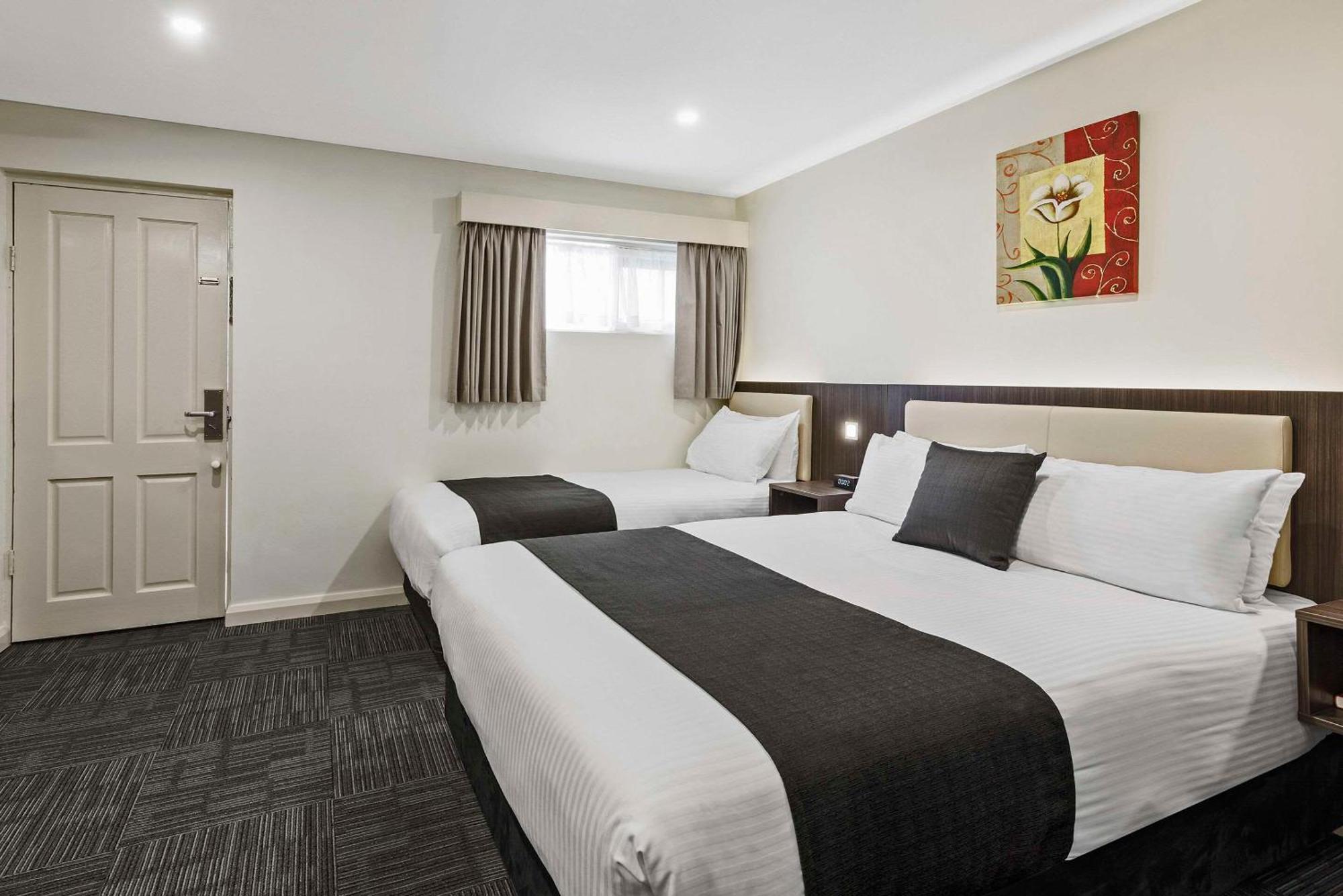 Quality Hotel Melbourne Airport Exterior foto